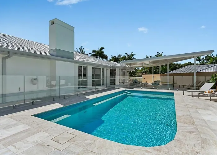 Family Retreat In Burleigh