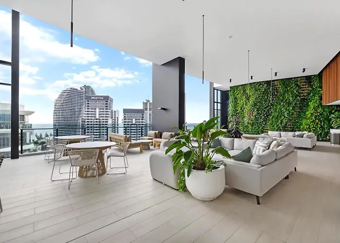 Nearly New Level 38 Broadbeach Casino 1 Bdr Unit