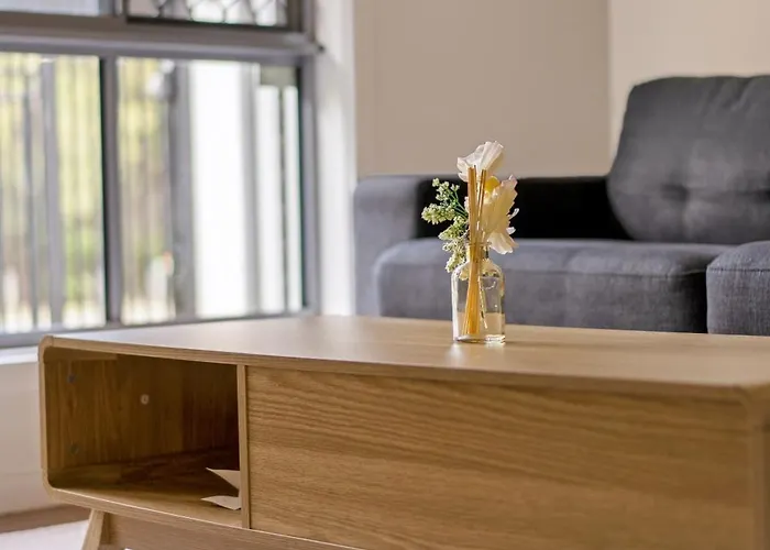 Comfy Coomera Duplex 1 - Fully Furnished Home, Private & Peaceful, Secure Garage & Free Wifi