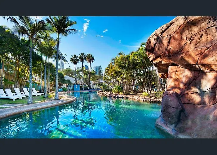 Gorgeous 4 Bed Beachside Apartment - Diamond Beach Resort