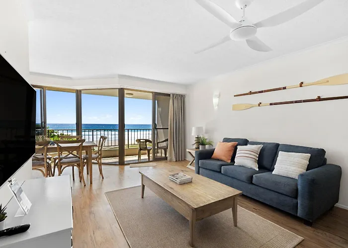 Surfside Court - Hosted By Burleigh Letting
