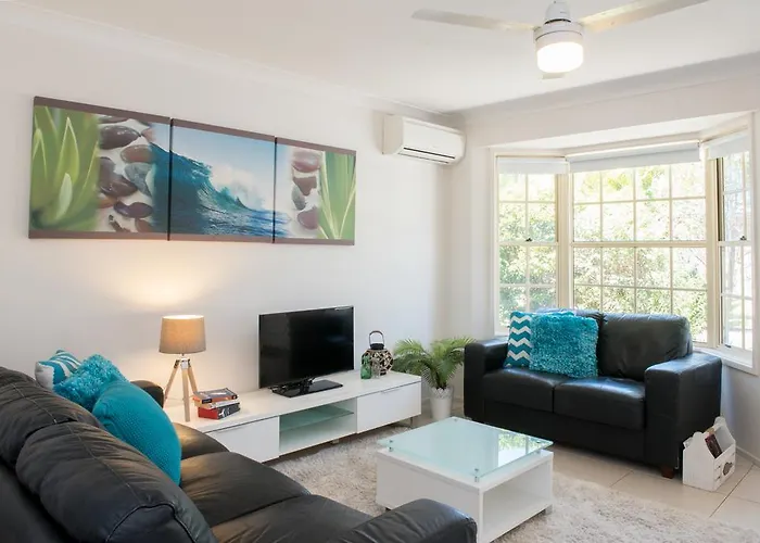 Gold Coast Theme Park Family Villa