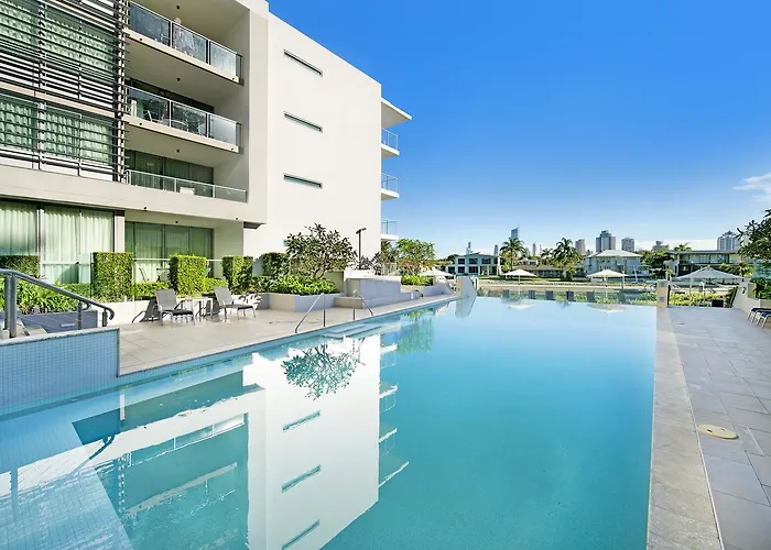 Ultiqa Freshwater Point Resort Broadbeach