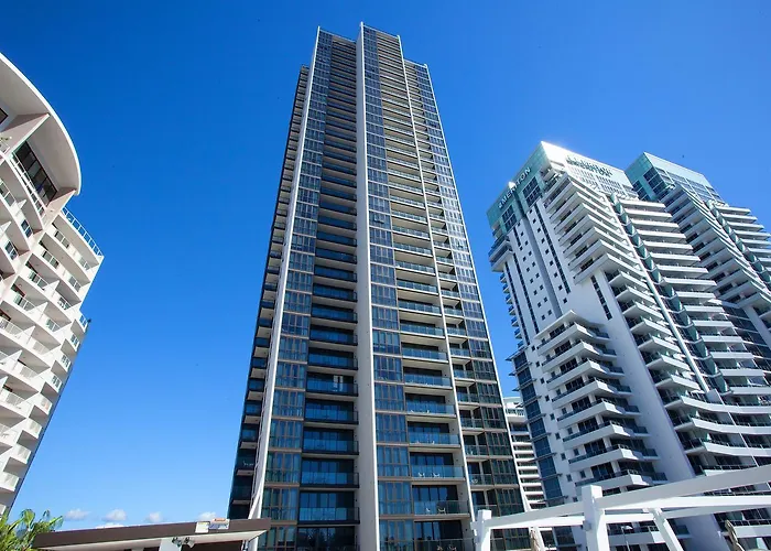 High Floor Ocean View Suites Broadbeach