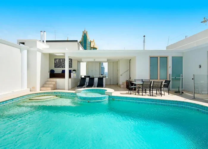 Golden Gate 2 Storey Penthouse With Pool - We Accommodate