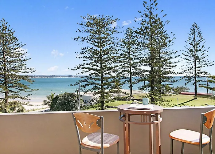 Rainbow End Unit 4 - Balcony With Ocean Views Overlooking Rainbow Bay Coolangatta