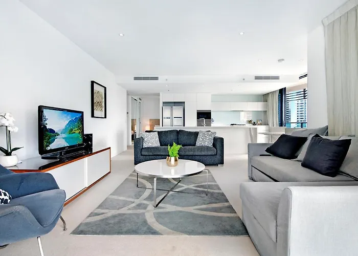 Oracle, 2 & 3 Bedroom Apartments - We Accommodate