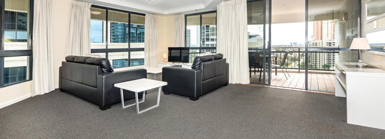 Victoria Square Aparthotel 4*