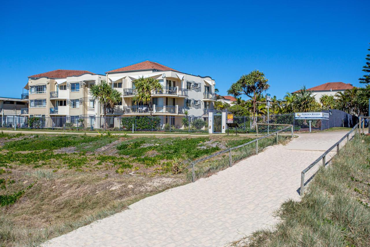 Resort Golden Riviera Absolute Beachfront