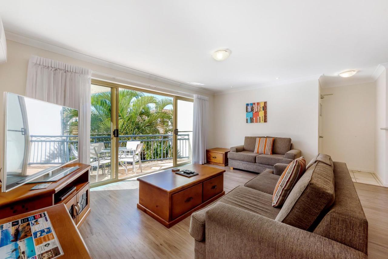 Resort Golden Riviera Absolute Beachfront