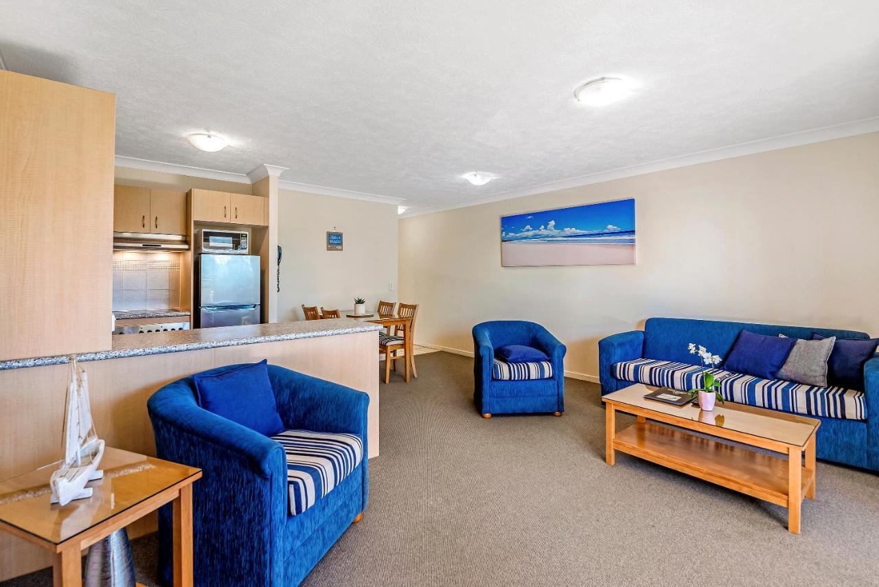 Golden Riviera Absolute Beachfront Resort