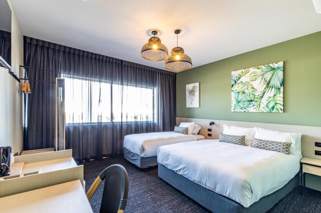 Hotel Nightcap At Commercial 4*