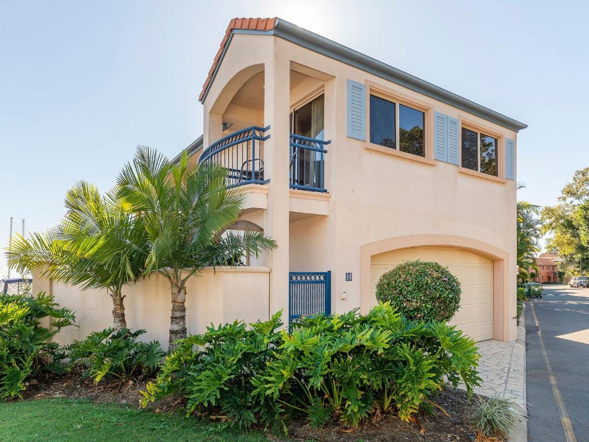 Stunning 3 Bedroom At Hope Harbour Marina
