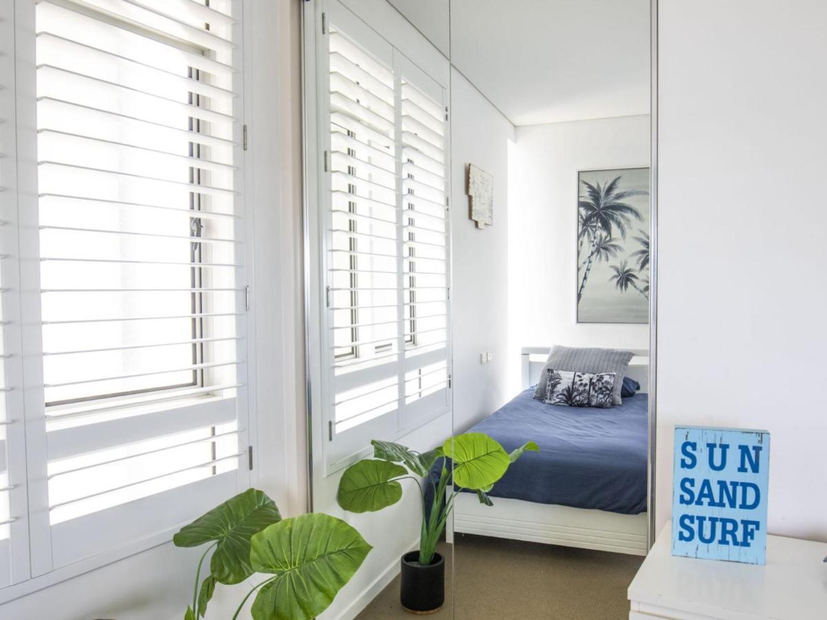 Sands On Greenmount Unit 5 - 3 Bedroom Beachfront Unit With Ocean Views Gold Coast