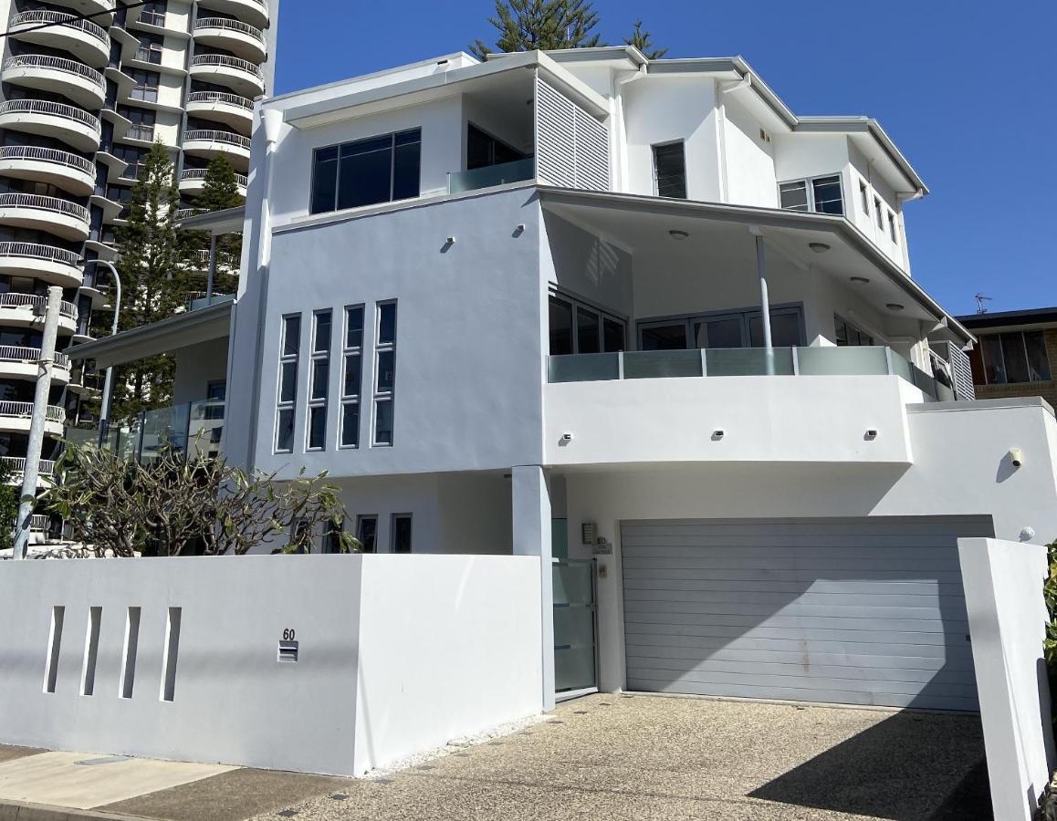 Garfield Surfers Paradise * Gold Coast