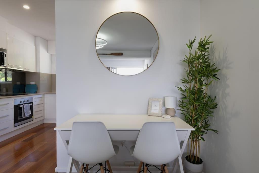 Burleigh Point Vibes Stylish And Modern Apartment *