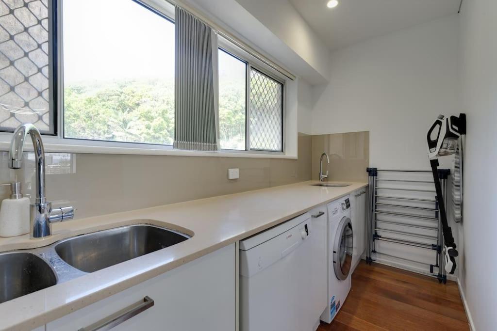 Apartment Burleigh Point Vibes Stylish And Modern Gold Coast