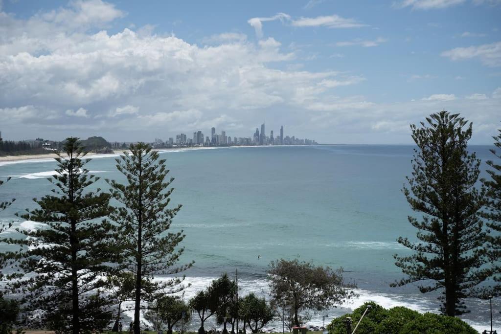 Apartment Burleigh Point Vibes Stylish And Modern *