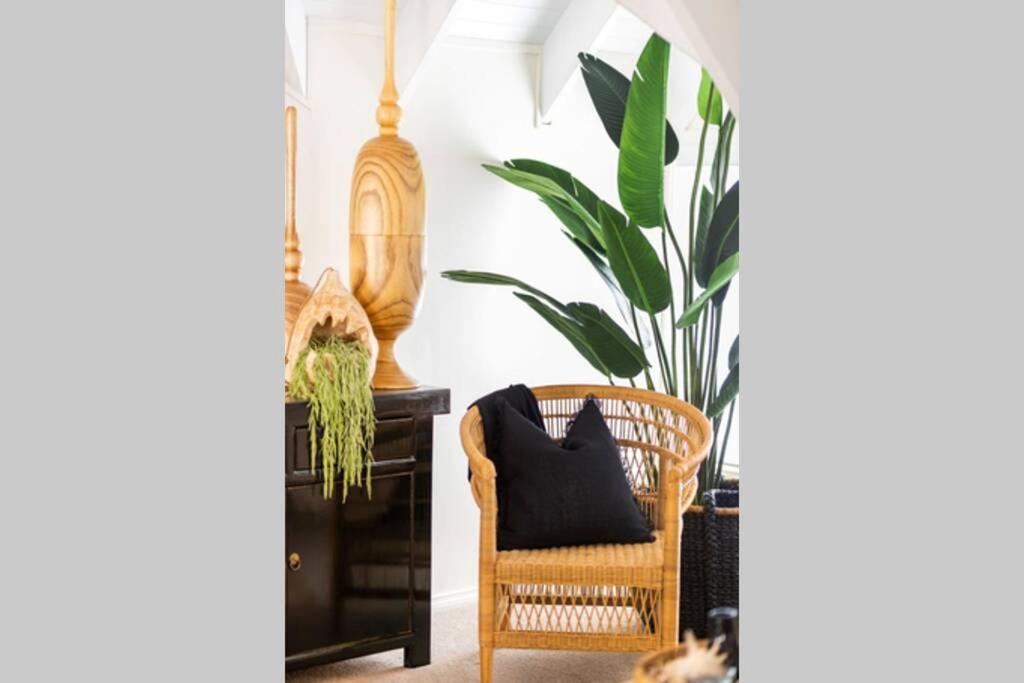 Absolute Beachfront Family Size Gold Coast