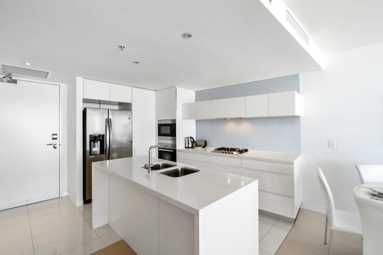 Oracle Broadbeach Aparthotel