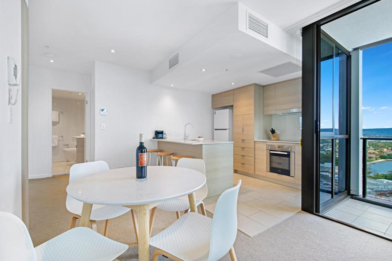 The Eureka On Broadbeach Apartment