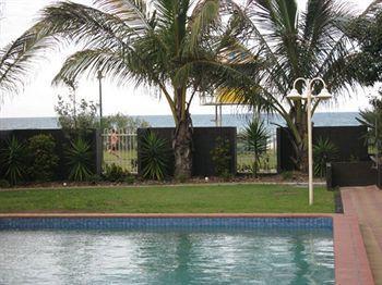 Bahia Beachfront Hotel 4*