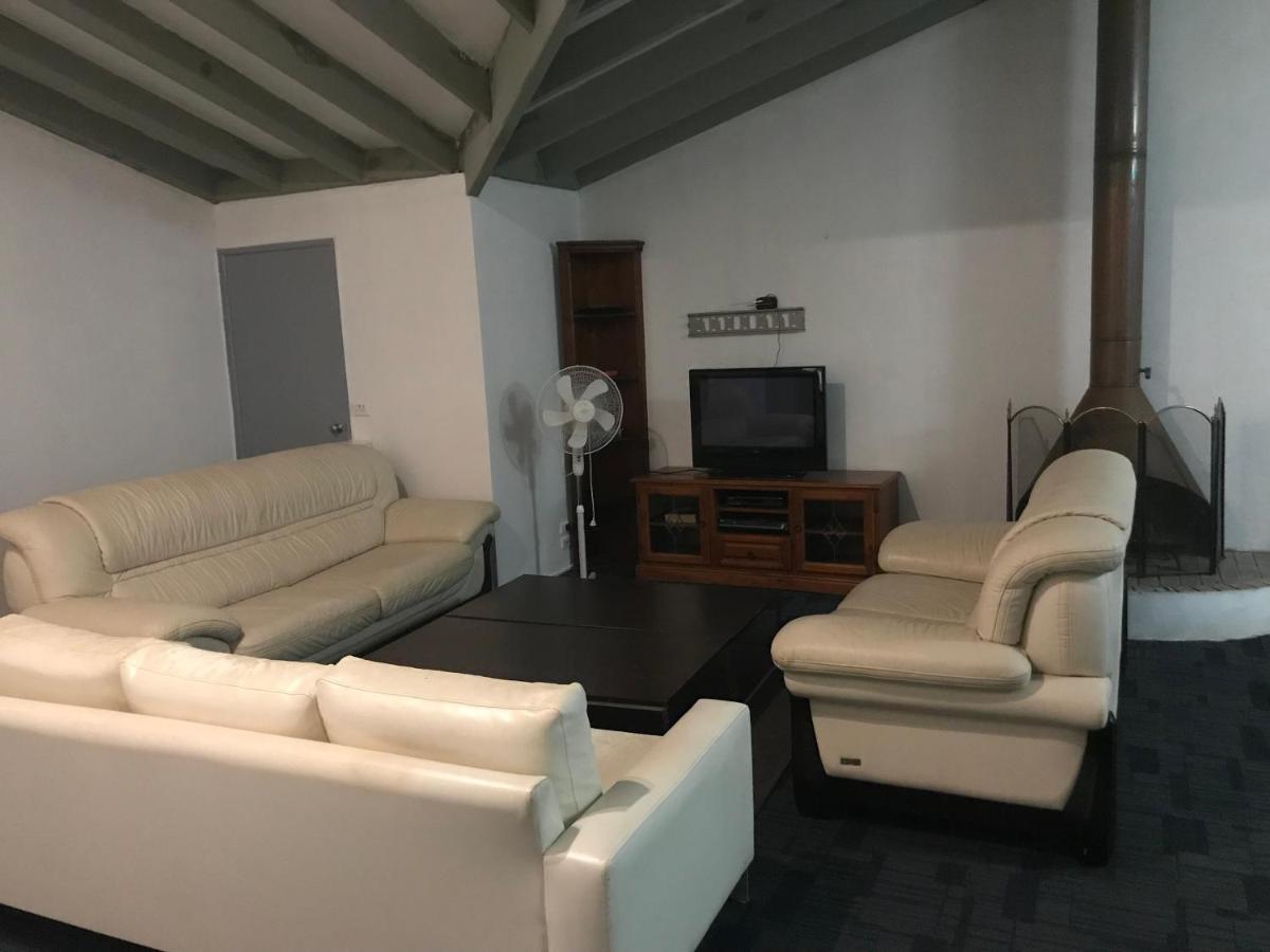 Convenience House In Nerang With Private *