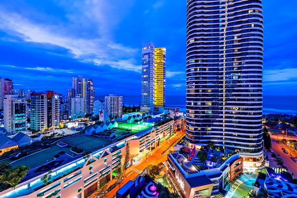 Oracle Broadbeach 5*