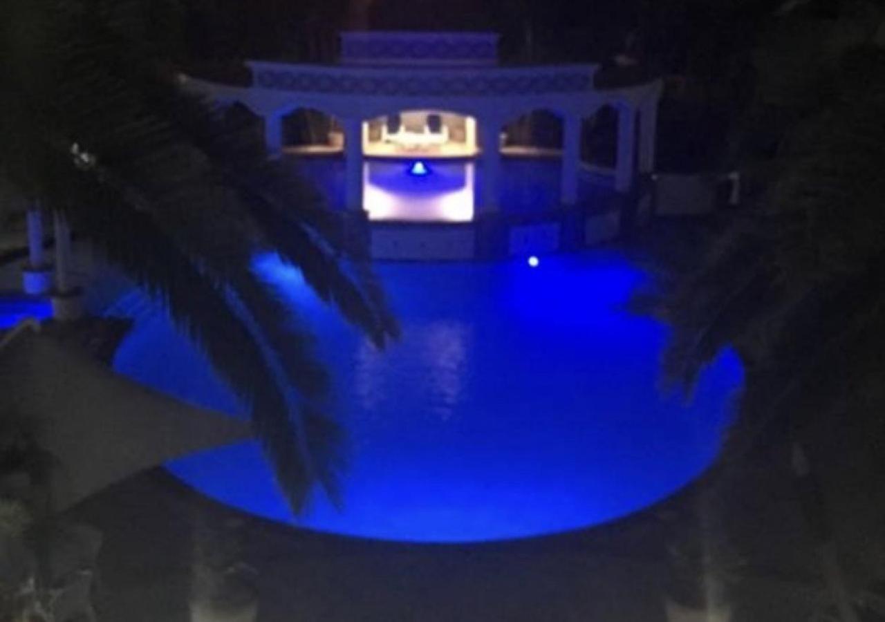 Location Location Location - Broadbeach :) * Gold Coast