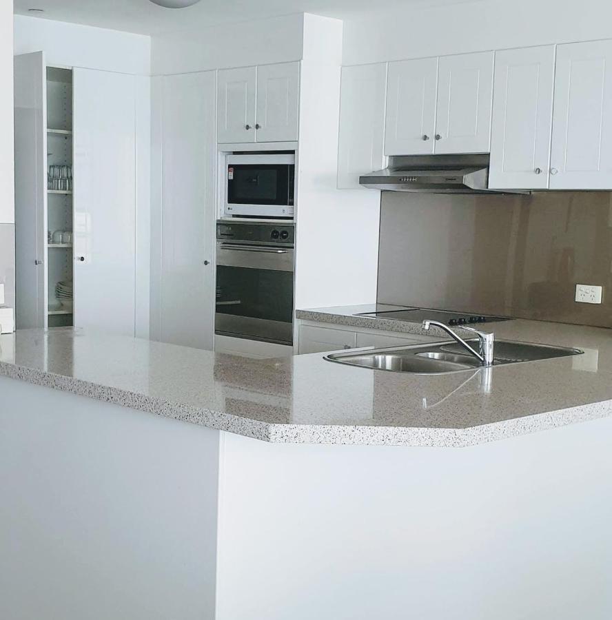 Crown Towers Private Apartment *