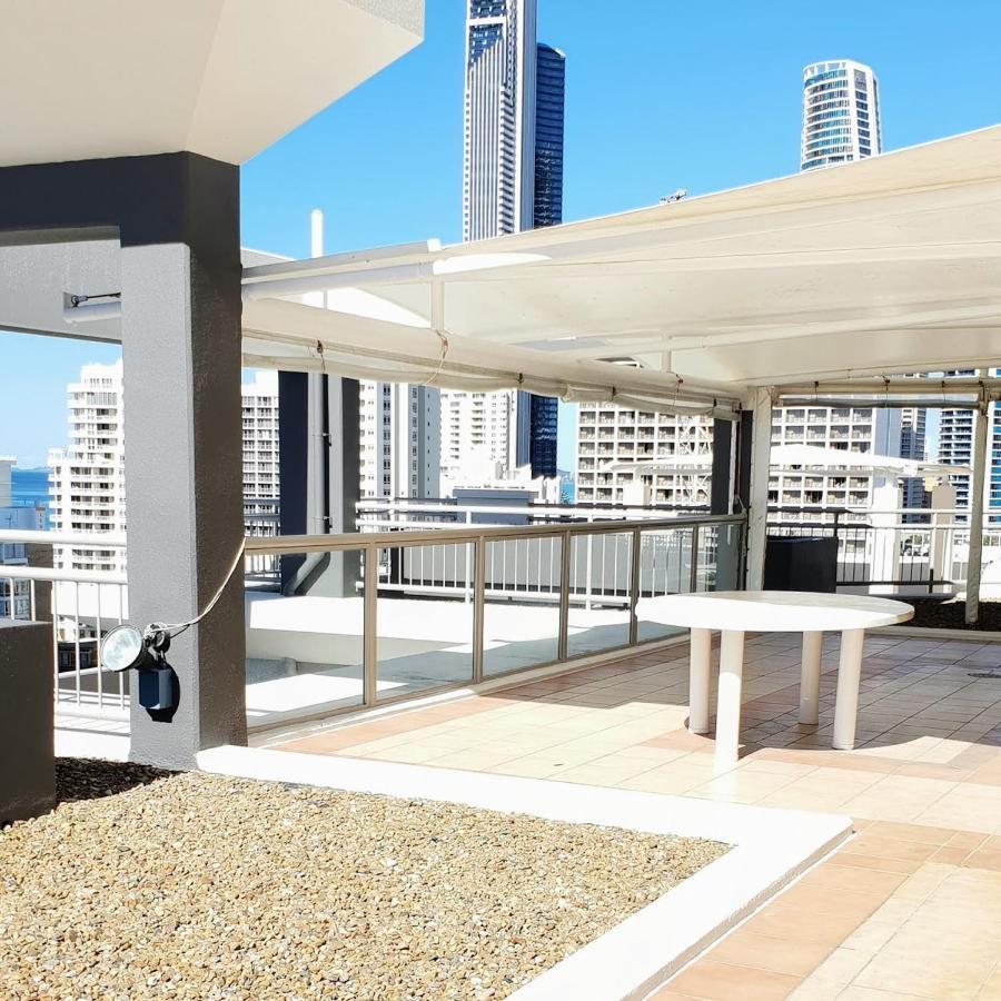 Crown Towers Private Apartment *