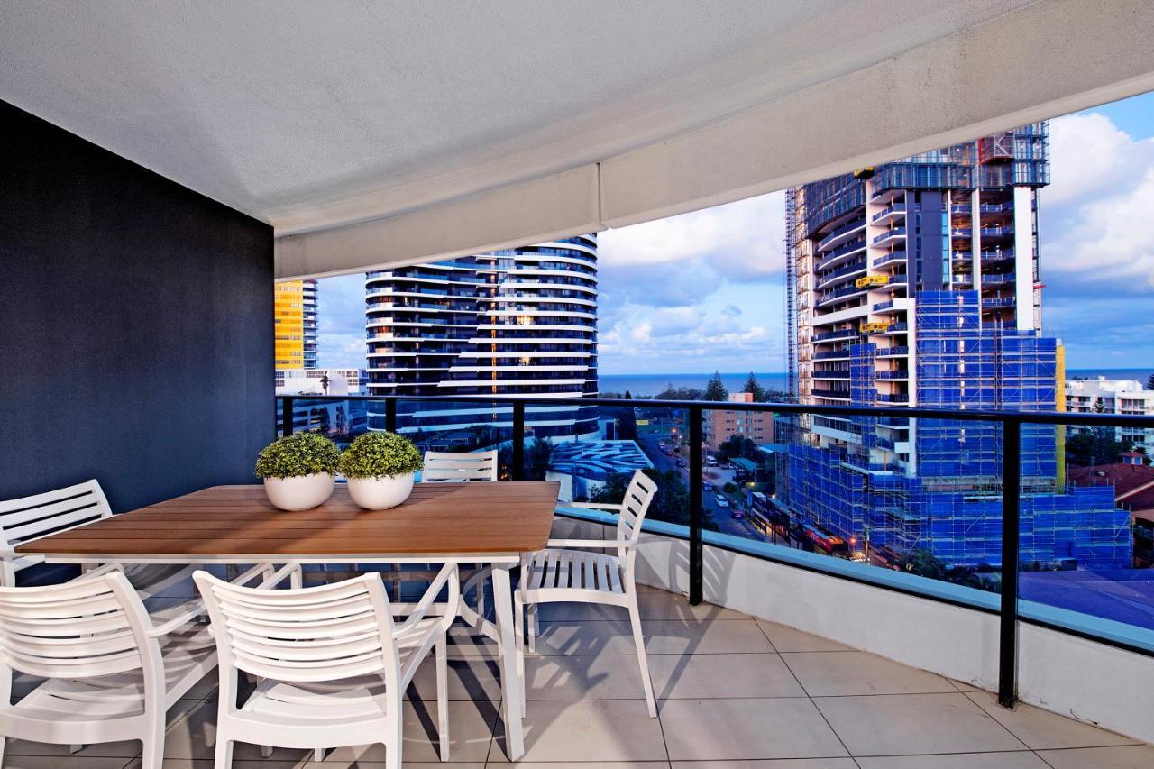 Oracle Broadbeach 5*