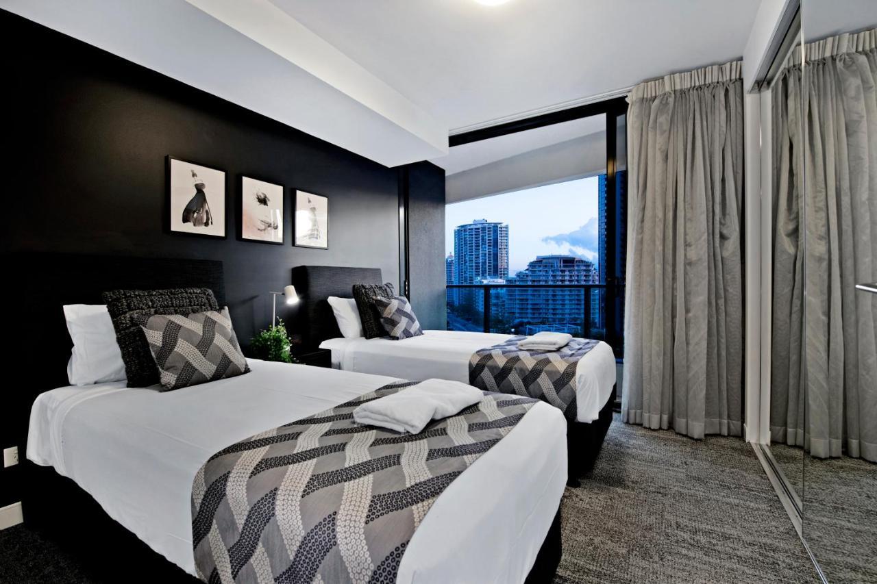 Aparthotel Oracle Broadbeach 5*