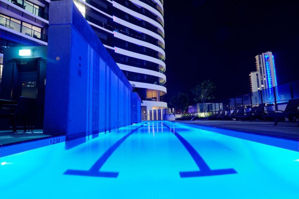Oracle Broadbeach Aparthotel Gold Coast