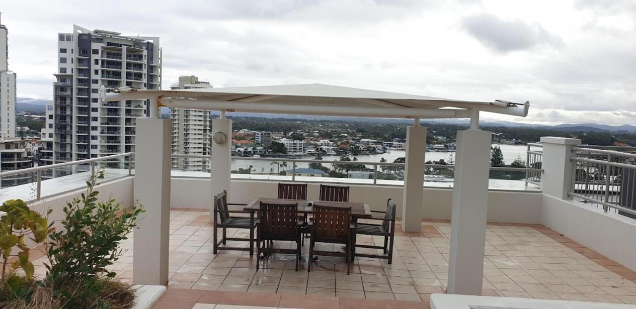Apartment Crown Towers Private *