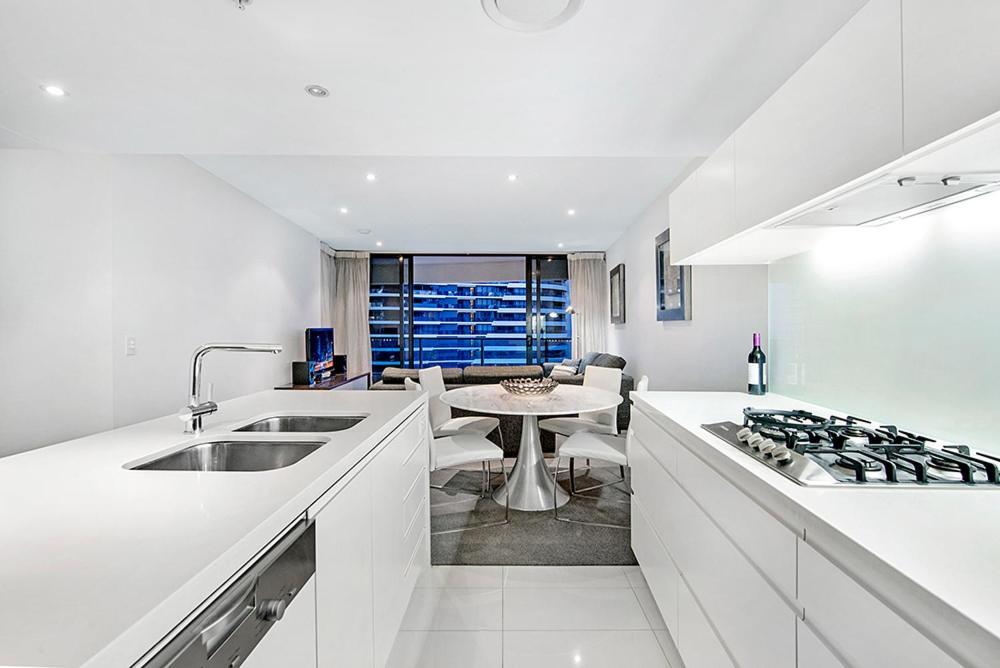 Aparthotel Oracle Broadbeach Gold Coast