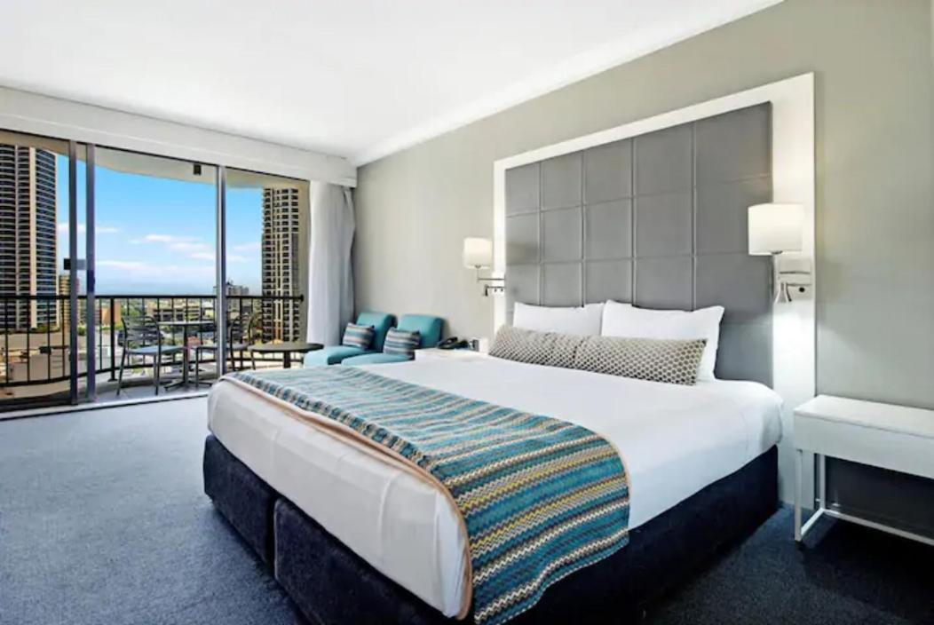 Apartment Surfers Ocean & View Gold Coast