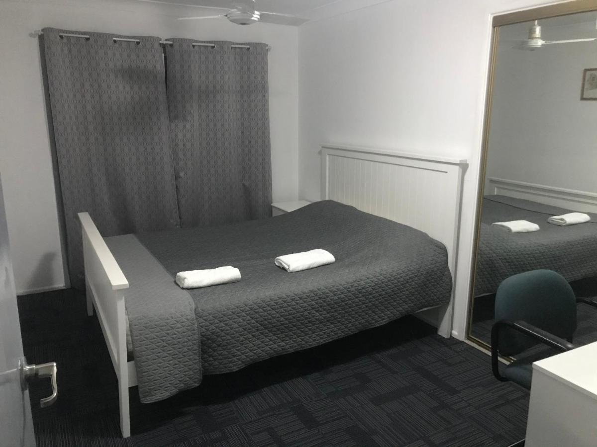 Homestay Convenience House In Nerang With Private Gold Coast