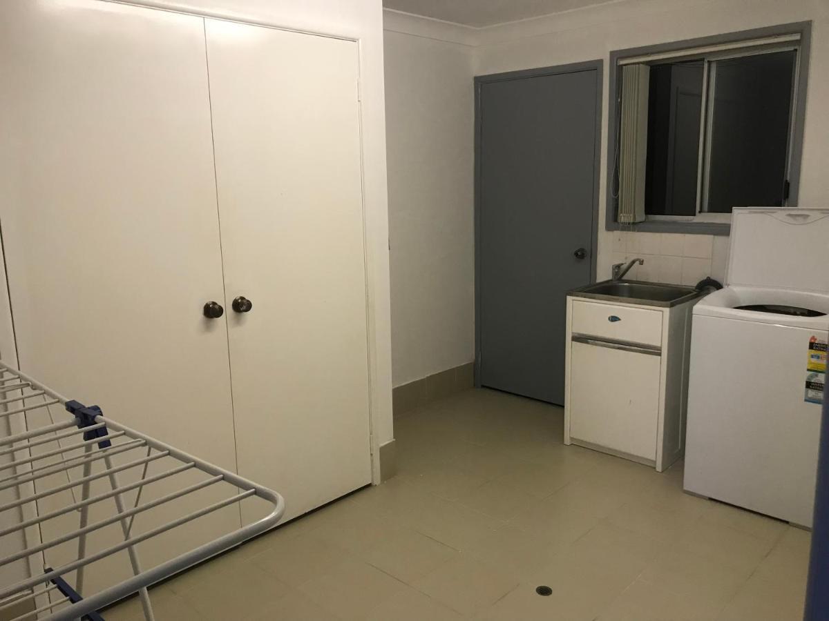 Homestay Convenience House In Nerang With Private Gold Coast