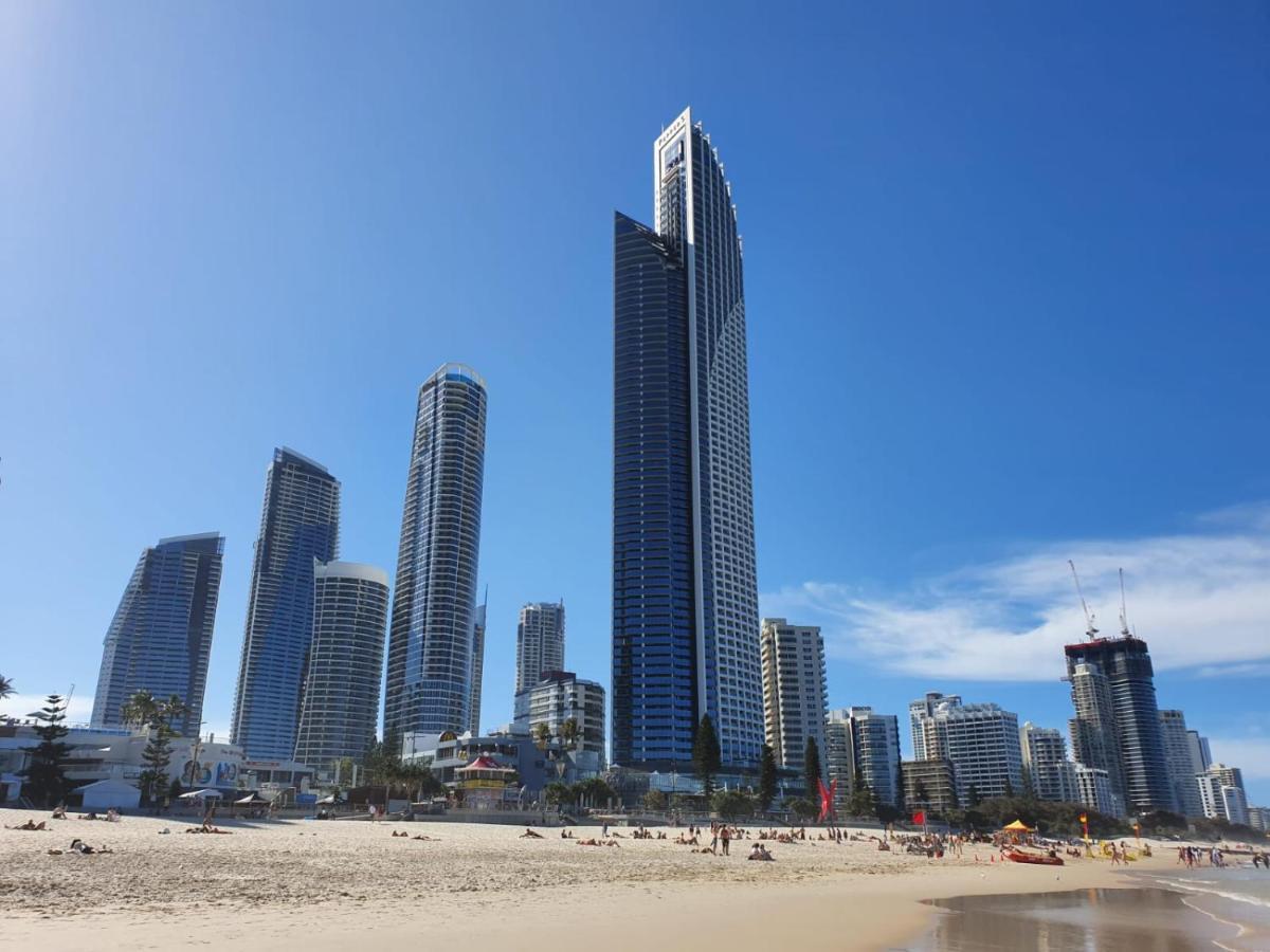 High-end In The Soul Of Surfers Paradise Apartment Gold Coast