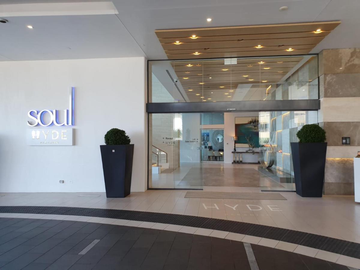 High-end In The Soul Of Surfers Paradise *