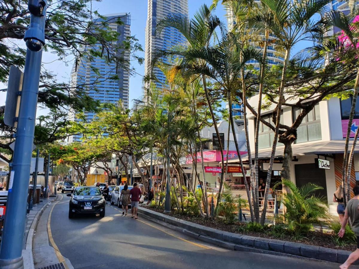 High-end In The Soul Of Surfers Paradise