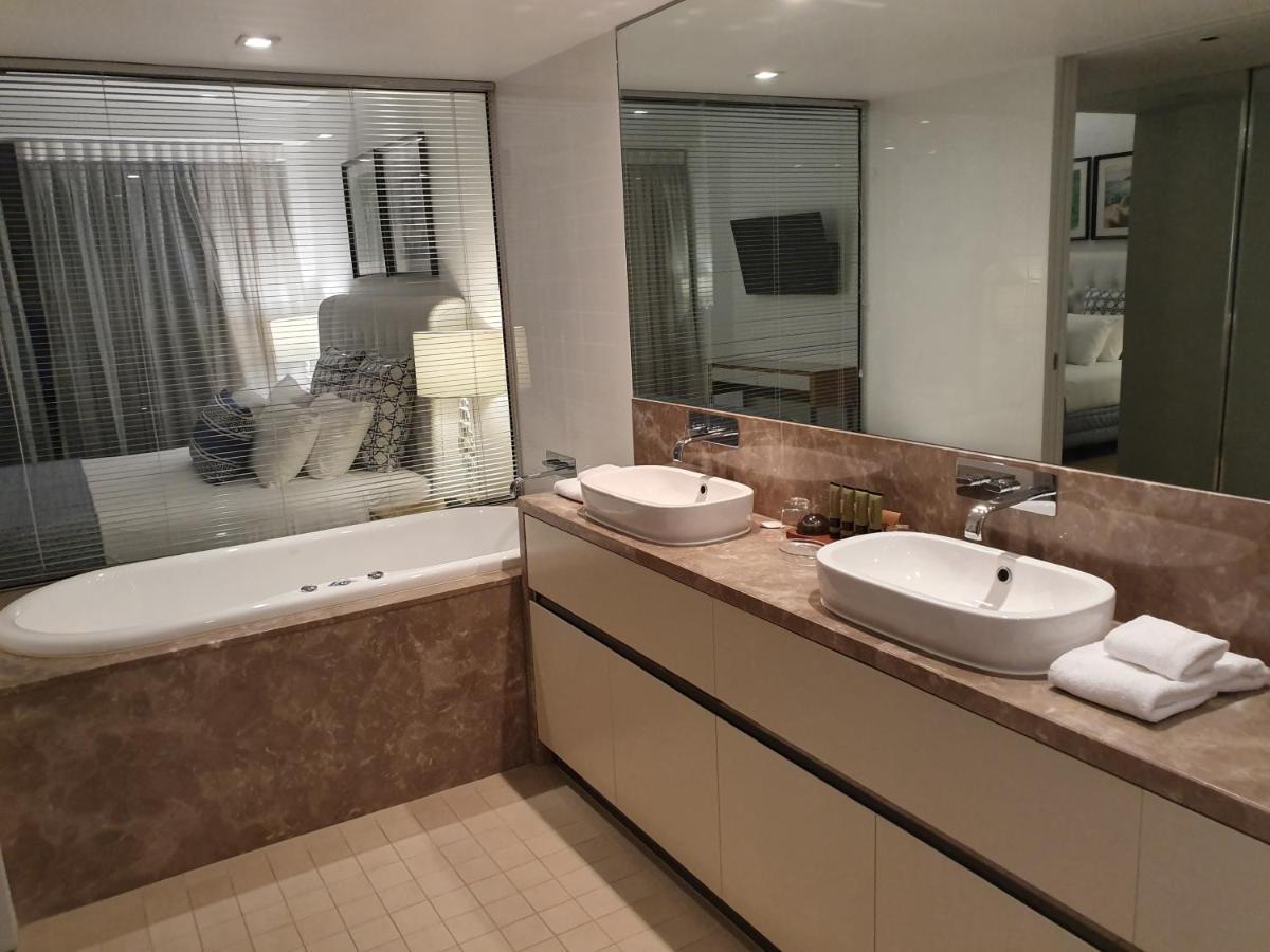 Apartment High-end In The Soul Of Surfers Paradise