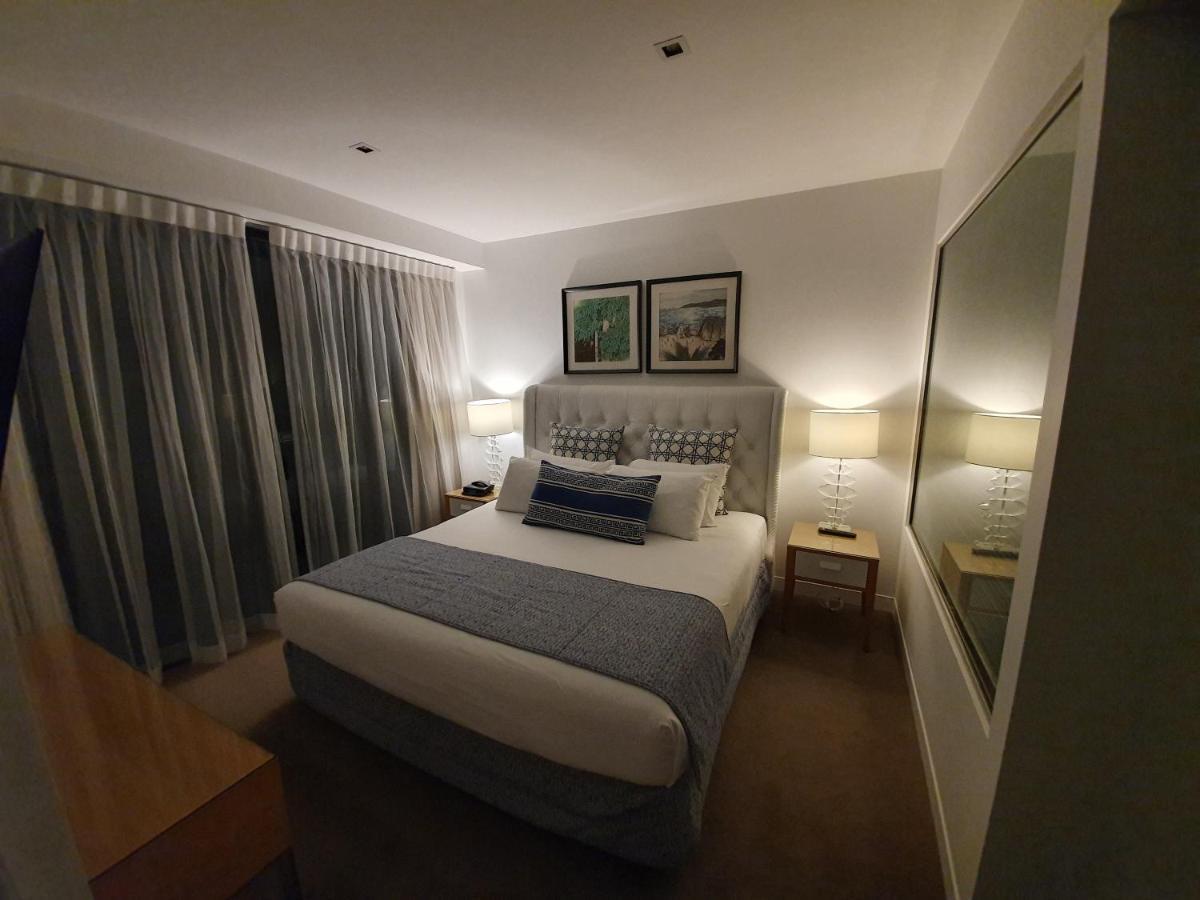 High-end In The Soul Of Surfers Paradise * Gold Coast