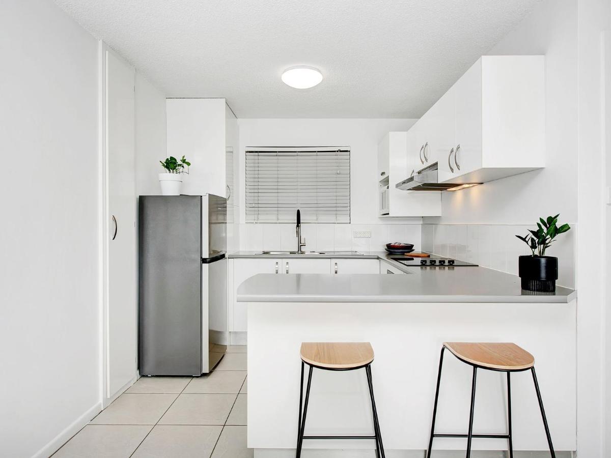 Single Fin At Greenmount Unit 7 Apartment