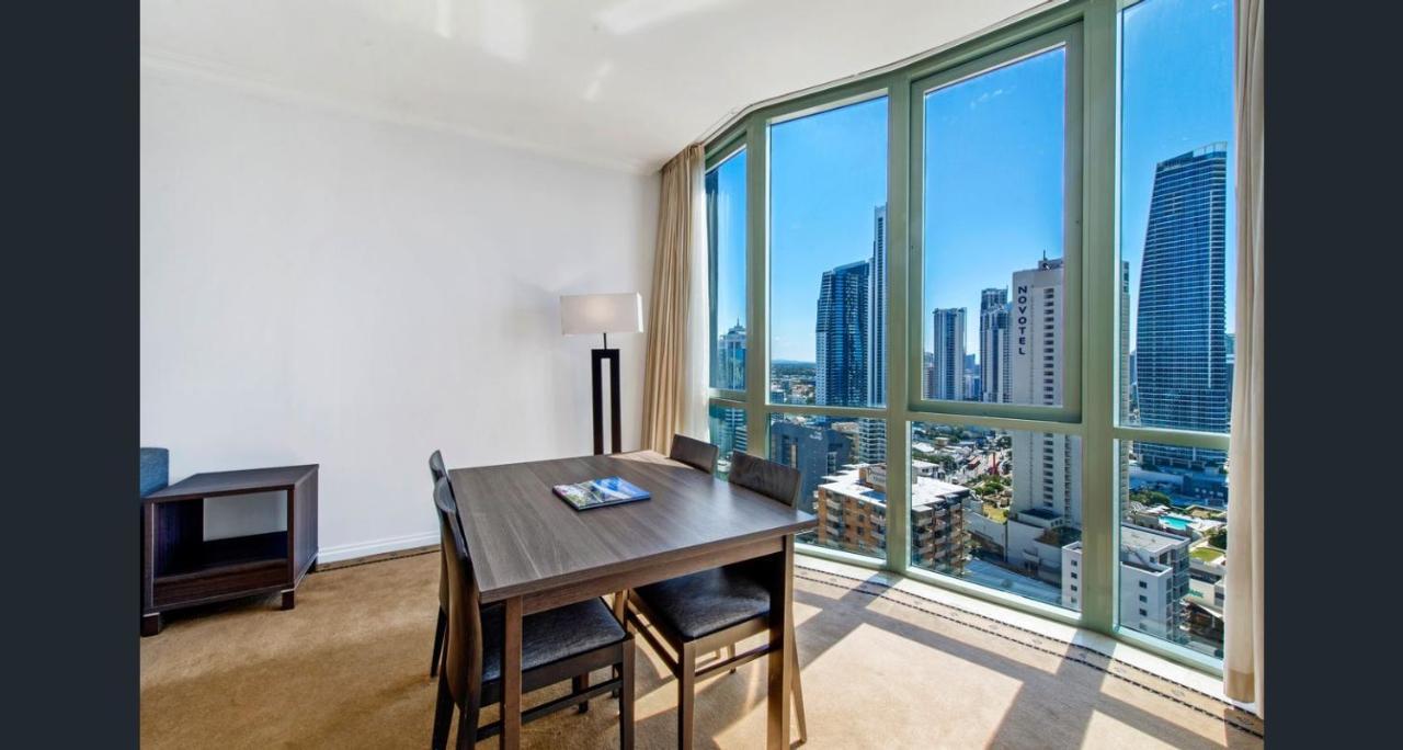 Legends Penthouse Lvl In Surfers Paradise Hotel Gold Coast