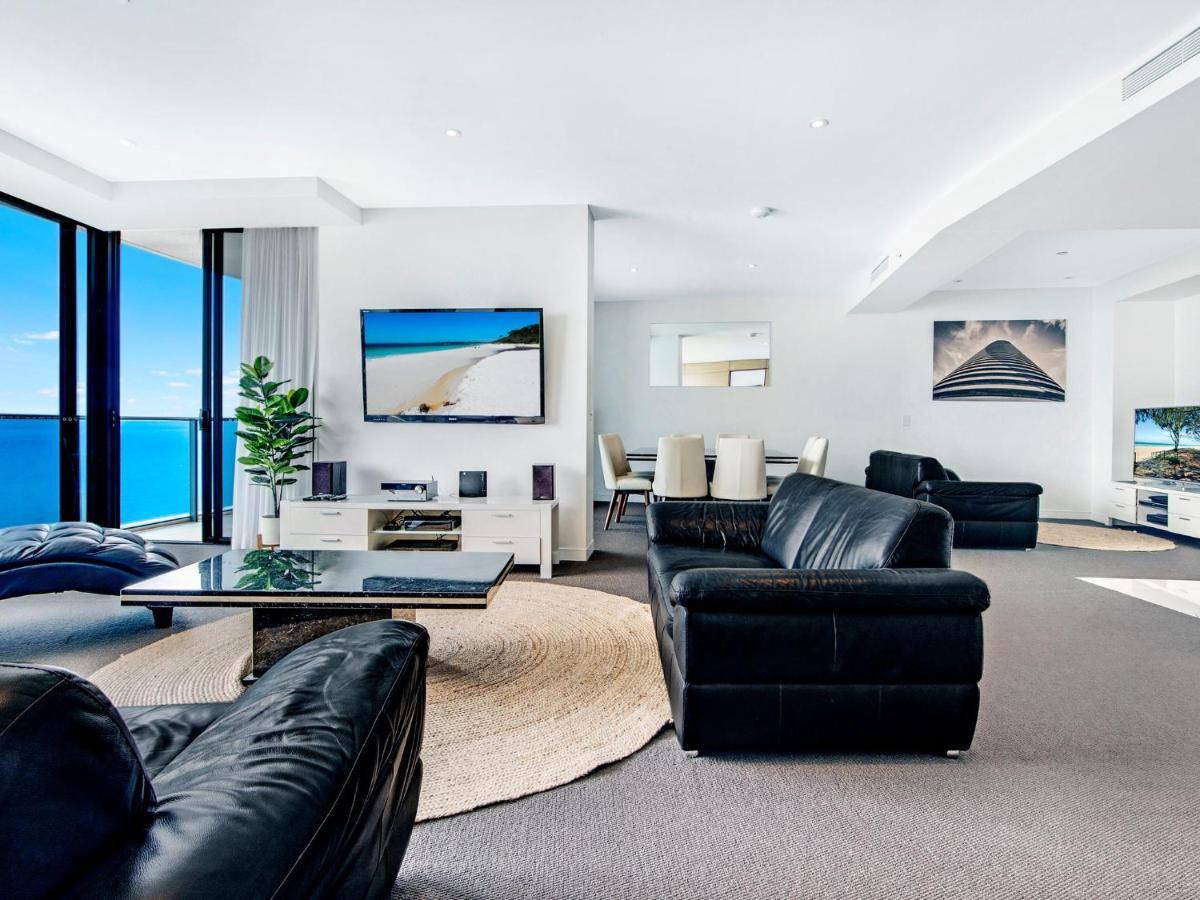 Oracle Private 3 Bedroom Sub Penthouse Apartment