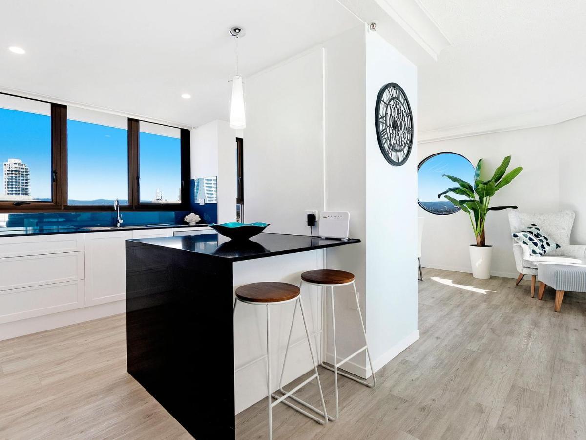Acapulco 2 Bedroom Ocean View Surfers Paradise - Coasthm Apartment
