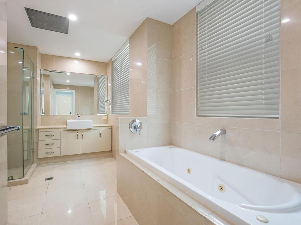 Apartment Solaya Unit 6 *