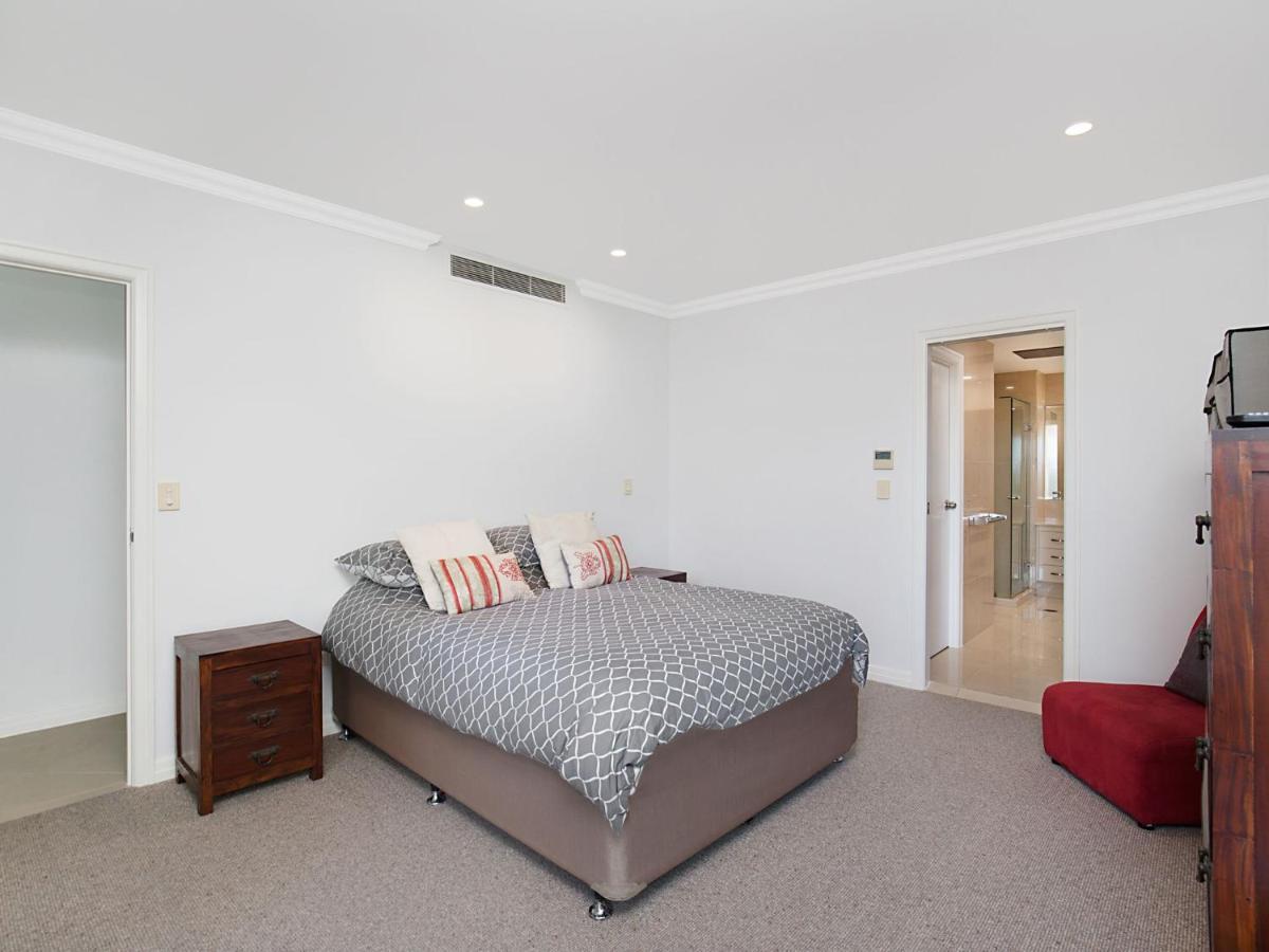 Solaya Unit 6 Apartment Gold Coast